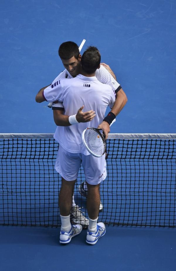 2013-01-18t061706z_641596169_sr1e91i0hfpx9_rtrmadp_3_tennis-open_reuters