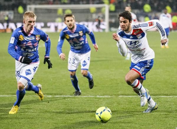 2013-01-18t215256z_445980968_gm1e91j0gb301_rtrmadp_3_soccer-france_reuters