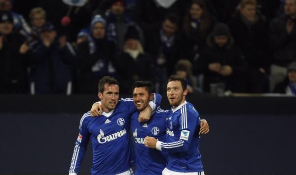 2013-01-18t211701z_933500086_gm1e91j0emx01_rtrmadp_3_soccer-germany_reuters