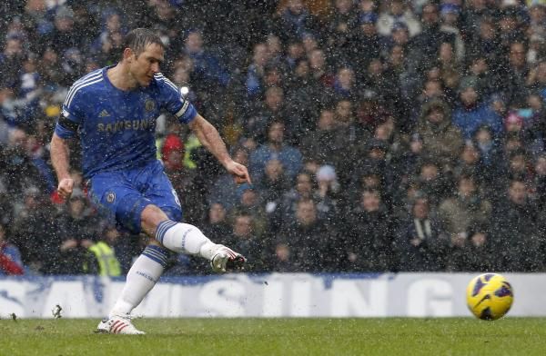 2013-01-20t143757z_1072340407_gm1e91k1qtn01_rtrmadp_3_soccer-england_reuters