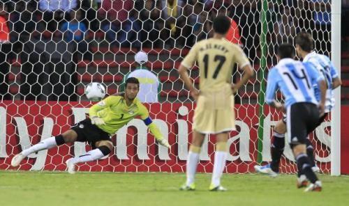 2011-08-09t235228z_01_rjo295_rtridsp_3_soccer-world-u20_reuters