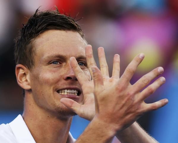 2013-01-20t095436z_320134550_sr1e91k0riscl_rtrmadp_3_tennis-open_reuters