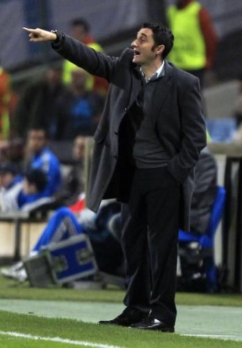 2011-11-23t204929z_01_jpp11_rtridsp_3_soccer-champions_reuters