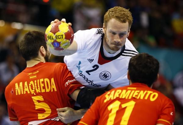 2013-01-23t191656z_1423950241_gm1e91o08ve01_rtrmadp_3_handball_reuters