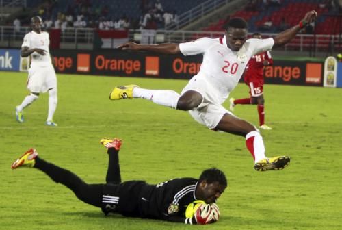 2012-01-30t212157z_01_amr15_rtridsp_3_soccer-nations_reuters