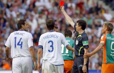 حكم مباراة اليوم: هربرت فاندل