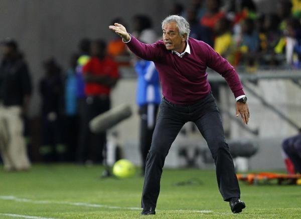 2013-01-12t222454z_1411700555_gm1e91d0hp401_rtrmadp_3_soccer-friendly-safrica_reuters