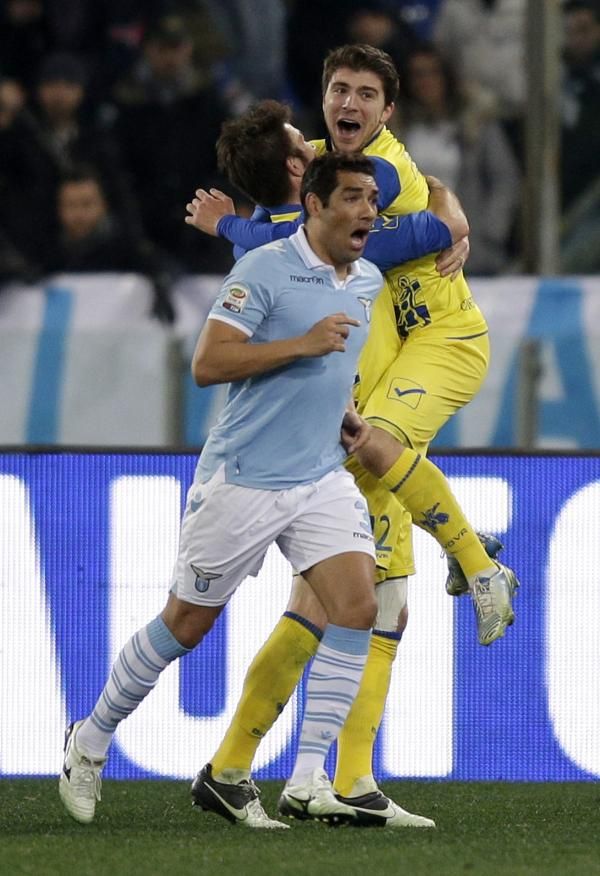 2013-01-26t184731z_2078917920_gm1e91r07q401_rtrmadp_3_soccer-italy_reuters