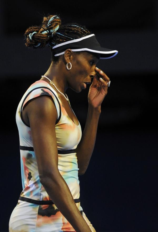 2013-01-18t093508z_792361990_sr1e91i0qlr1j_rtrmadp_3_tennis-open_reuters