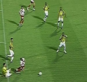 ركلة الجزاء الوحداوية المحتسبة من حكم اللقاء