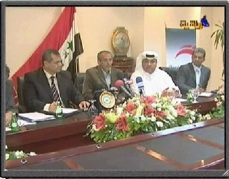 جانب من المؤتمر الصحفي الذي اعقب توقيع العقد بحضور السيد حسين سعيد رئيس الاتحاد العراقي لكرة القدم