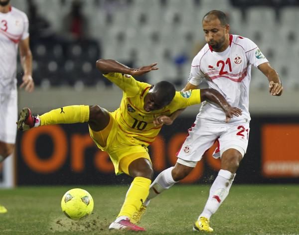 2013-01-30t183403z_405395787_gm1e91v072901_rtrmadp_3_soccer-nations_reuters