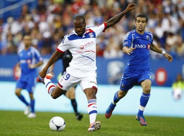 2012-07-25t011840z_122239988_gm1e87p0pfl01_rtrmadp_3_soccer-friendly_reuters