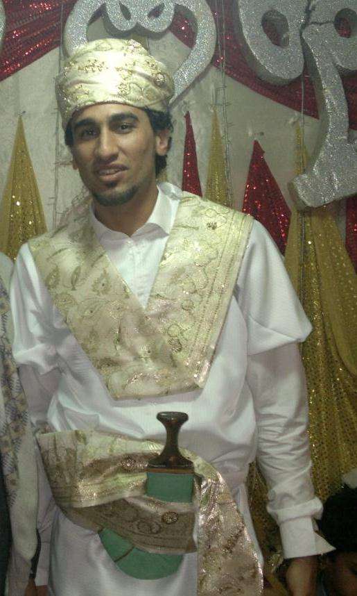 السوادي في ملابس الزفاف التقليدية بصنعاء