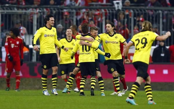 2012-12-01t191759z_1919073832_bm2e8c11ka401_rtrmadp_3_soccer-germany_reuters