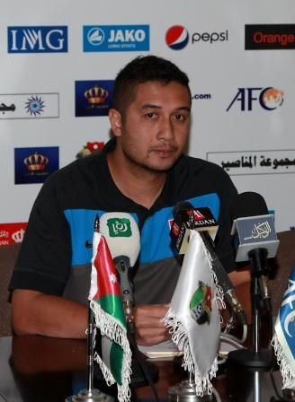مدرب سنغافورة عيدي اسكندر