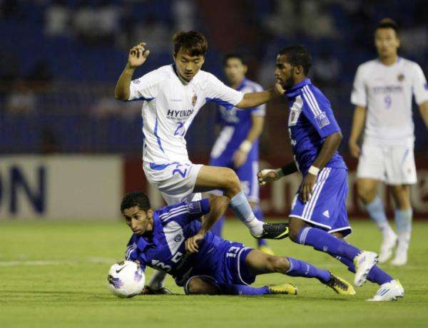 2012-10-03t223518z_883072953_gm1e8a40hre01_rtrmadp_3_soccer-asia-champions_reuters
