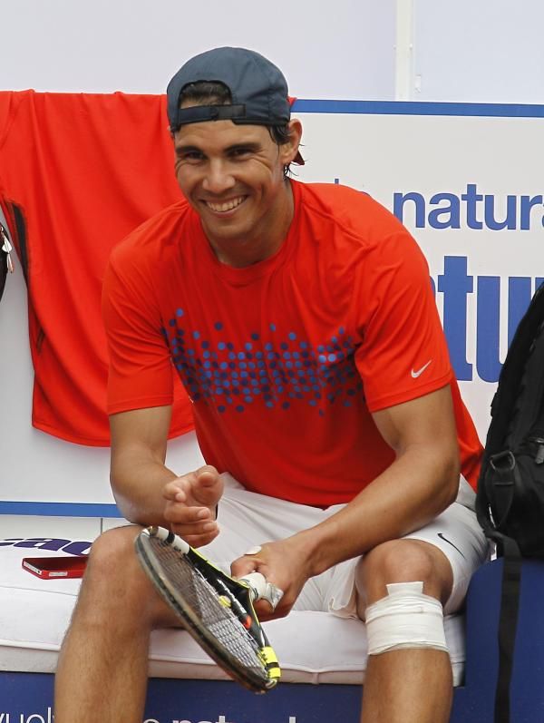 2013-02-03t173834z_2023104658_gm1e92404iv01_rtrmadp_3_tennis-chile-nadal_reuters