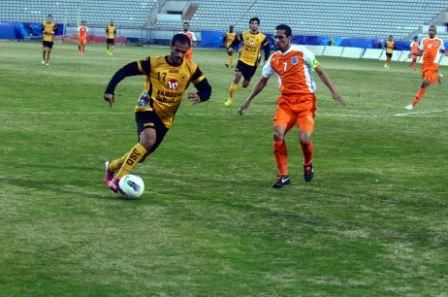 المطوع خلال مباراة القادسية مع كاظمة الاحد الماضي