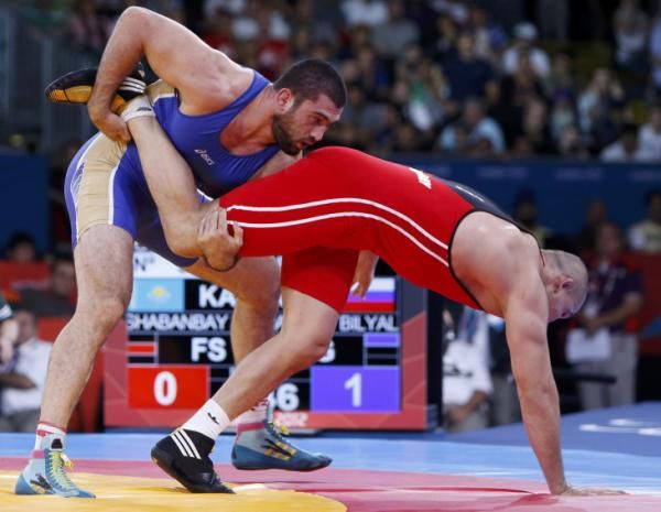 2012-08-11t195812z_697730067_lm2e88b1jgt62_rtrmadp_3_oly-wres-wrmfsh-finals-day15_reuters