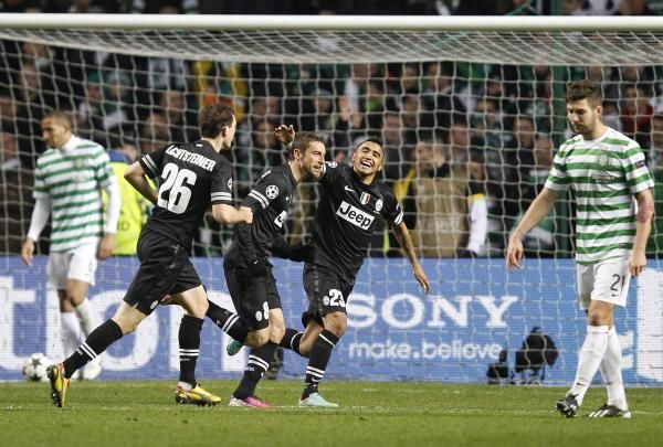 2013-02-12t214300z_1325535508_gm1e92d0frd01_rtrmadp_3_soccer-champions_reuters
