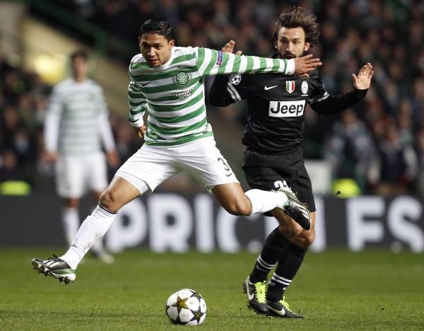 2013-02-12t212203z_273583276_gm1e92d0euw01_rtrmadp_3_soccer-champions_reuters