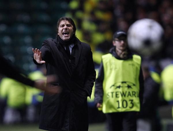 2013-02-12t210528z_1237622411_gm1e92d0e3701_rtrmadp_3_soccer-champions_reuters