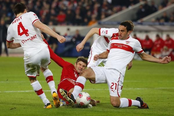 2013-01-27t171213z_312799480_gm1e91s03af01_rtrmadp_3_soccer-germany_reuters