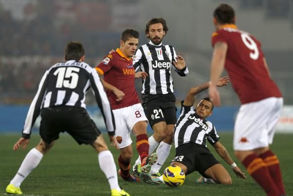 2013-02-16t203052z_240659108_gm1e92h0chd01_rtrmadp_3_soccer-ita_reuters