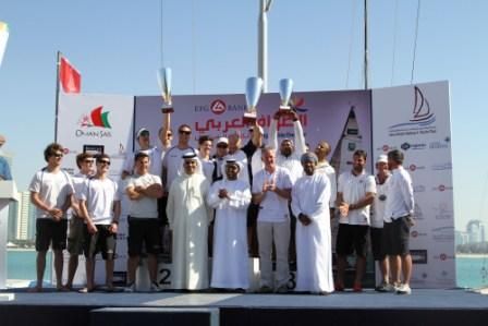 لقطة جماعية لتوويج الفرق الفائزة 