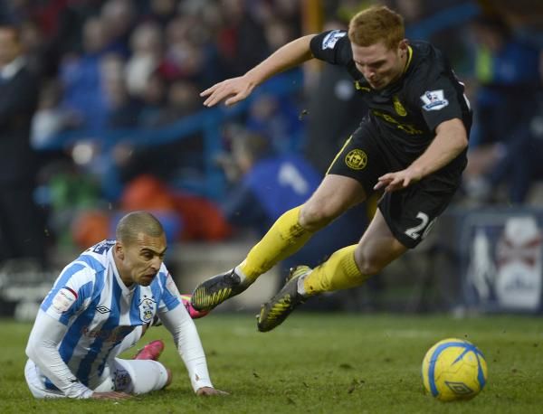 2013-02-17t172616z_1923837734_gm1e92i03tw01_rtrmadp_3_soccer-england-cup_reuters