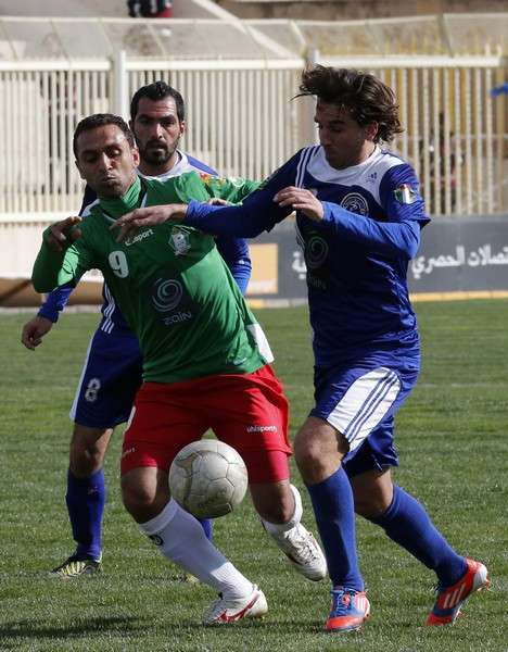 من لقاء الذهاب بين الوحدات والرمثا 