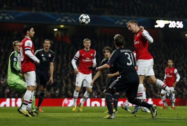 2013-02-19t210815z_907471978_gm1e92k0e6y01_rtrmadp_3_soccer-champions_reuters