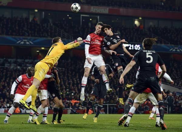 2013-02-19t211830z_663284433_gm1e92k0ep401_rtrmadp_3_soccer-champions_reuters