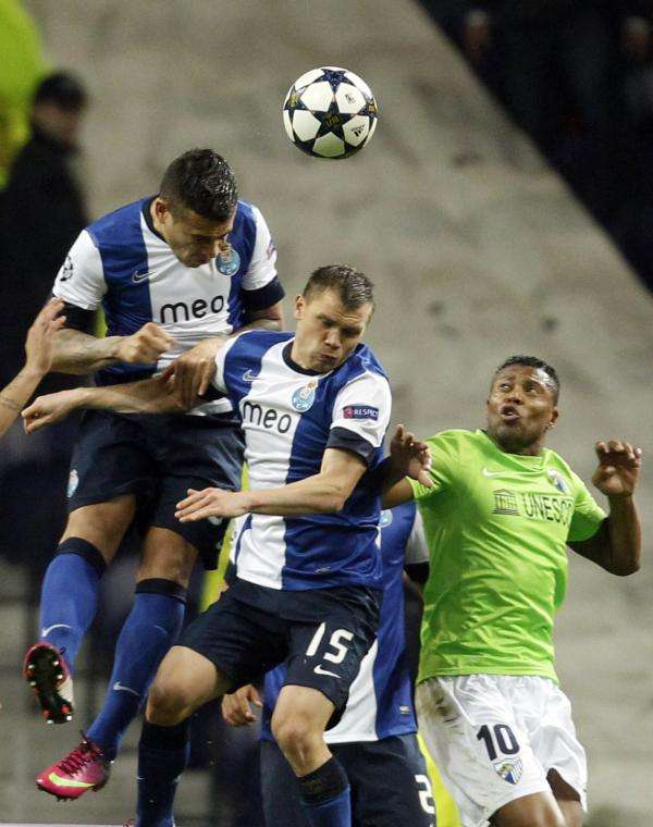 2013-02-19t213825z_1176112847_gm1e92k0fmb01_rtrmadp_3_soccer-champions_reuters