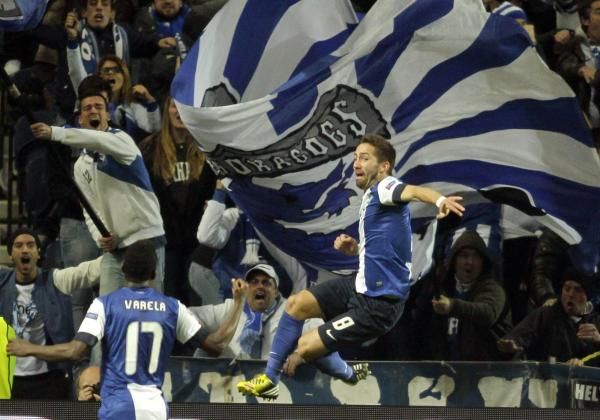 2013-02-19t212140z_1193004361_gm1e92k0eux02_rtrmadp_3_soccer-champions_reuters