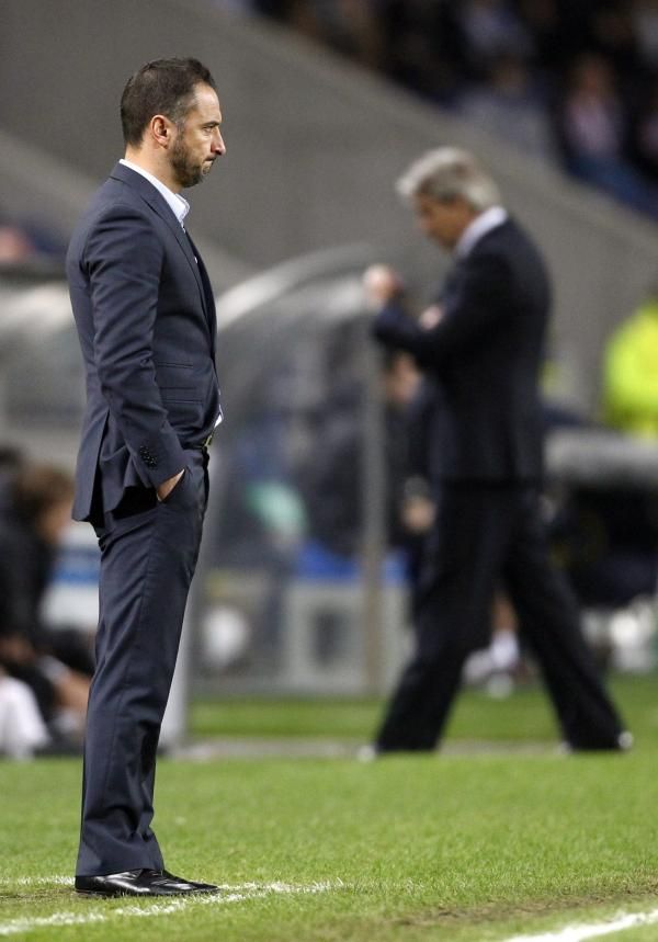 2013-02-19t214424z_1315643638_gm1e92k0fun01_rtrmadp_3_soccer-champions_reuters