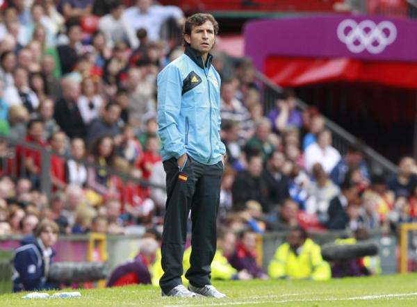 2012-08-01t163734z_876491147_lm2e8811a6ev7_rtrmadp_3_oly-socc-fbmsoc-fbm400d06_reuters