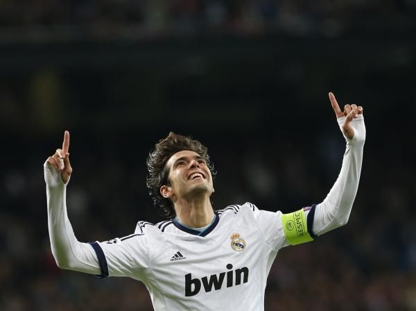 2012-12-04t220831z_1967167212_gm1e8c50dug01_rtrmadp_3_soccer-champions_reuters