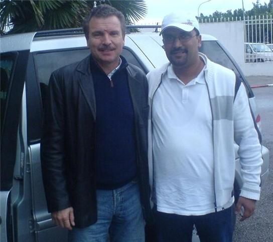 مراسل كووورة تونسية ( أنيس ولد الجمعية ) مع السيد عزيز زهير