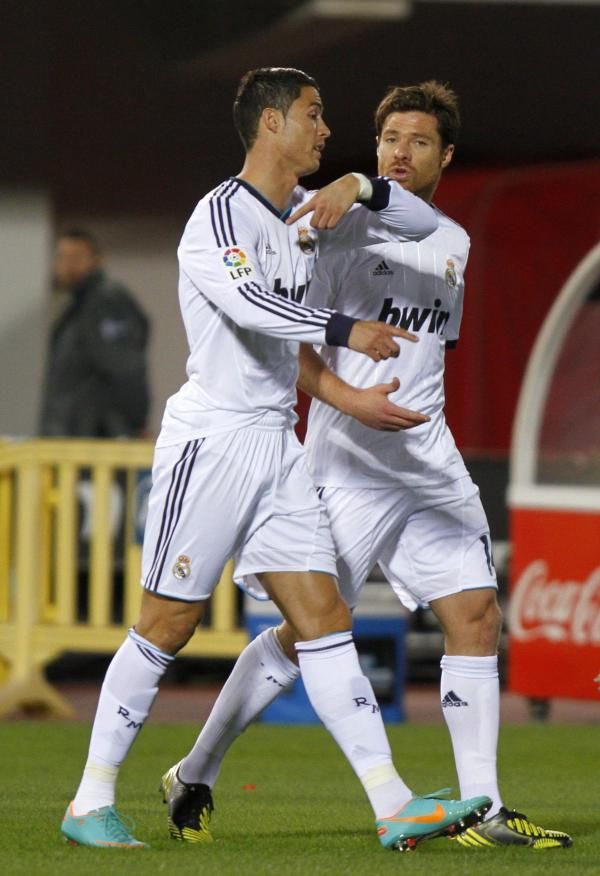 2012-10-28t221210z_990997499_gm1e8at0h7302_rtrmadp_3_soccer-spain_reuters