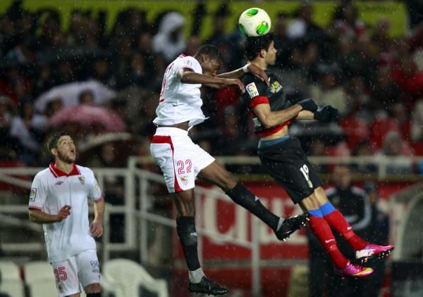 2013-02-27t223720z_804789537_gm1e92s0ic201_rtrmadp_3_soccer-spain-cup_reuters