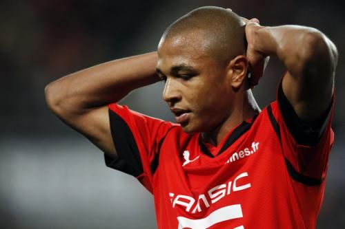 2010-10-23t180718z_01_sma605_rtridsp_3_soccer-france_reuters