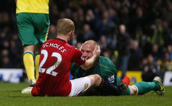 2012-11-17t193522z_558843521_gm1e8bi09xk01_rtrmadp_3_soccer-england_reuters