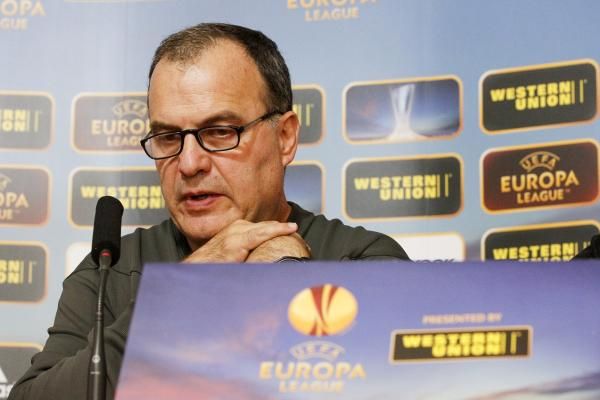 2012-10-24t165740z_1643079622_pm1e8ao1g8r01_rtrmadp_3_soccer-europa_reuters