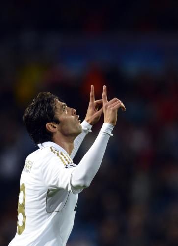 2012-04-04t193219z_01_foz05_rtridsp_3_soccer-champions_reuters