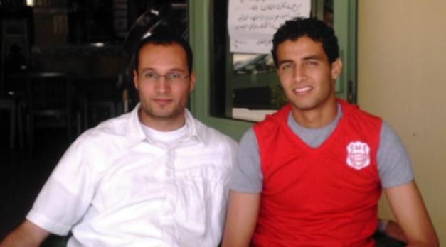 رضوان الفالحي في صورة مع مراسل كووورة تونسية زياد بن حسن