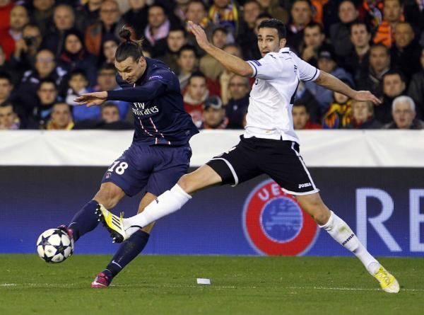 2013-02-12t212743z_1833616479_gm1e92d0f3b01_rtrmadp_3_soccer-champions_reuters