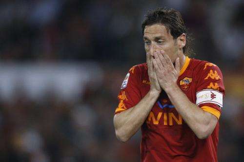 2011-04-032011-04-03t191751z_01_rom105_rtridsp_3_soccer-italy_reuters
