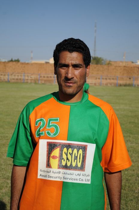 أحمد زكريا على هامش أحد مباريات النسور الإعدادية